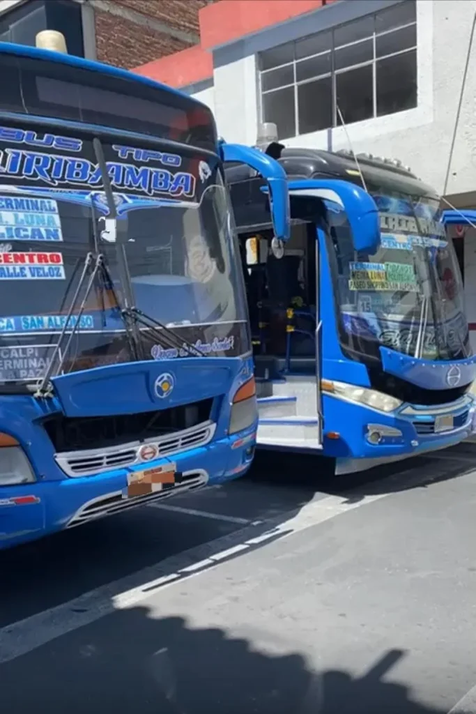 Horarios y líneas de buses en Riobamba