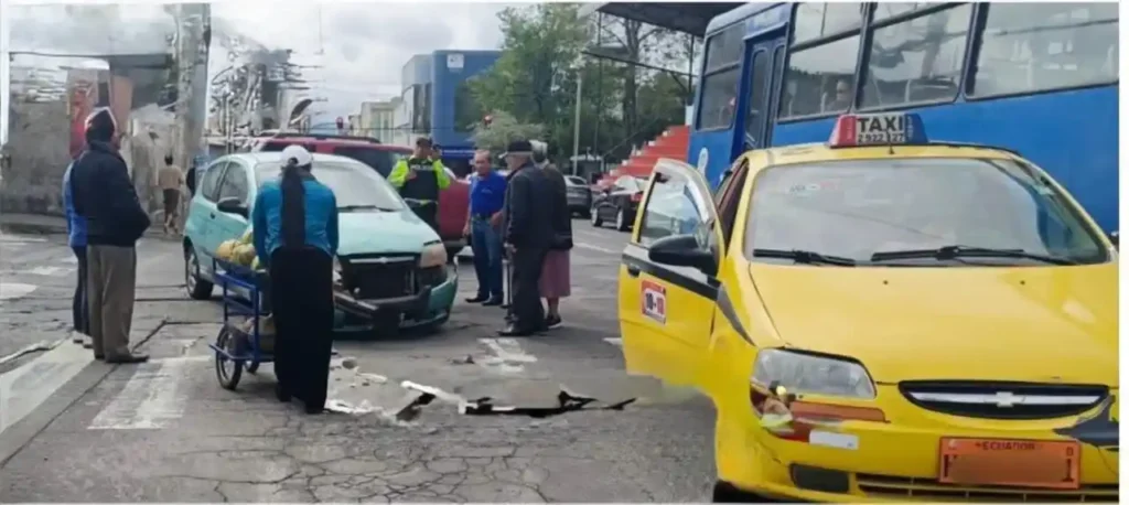 Accidente de tránsito en la Ibarra y Veloz