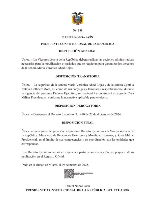 Decreto presidencial que emite el candidato presidente desde Florida.