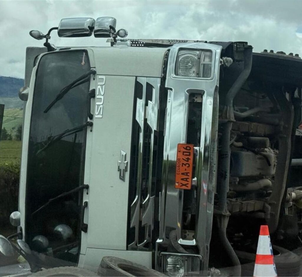 Accidente de tránsito en el sector de Urbina