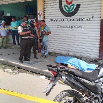 Asesinan a barbero venezolano en plena luz del día