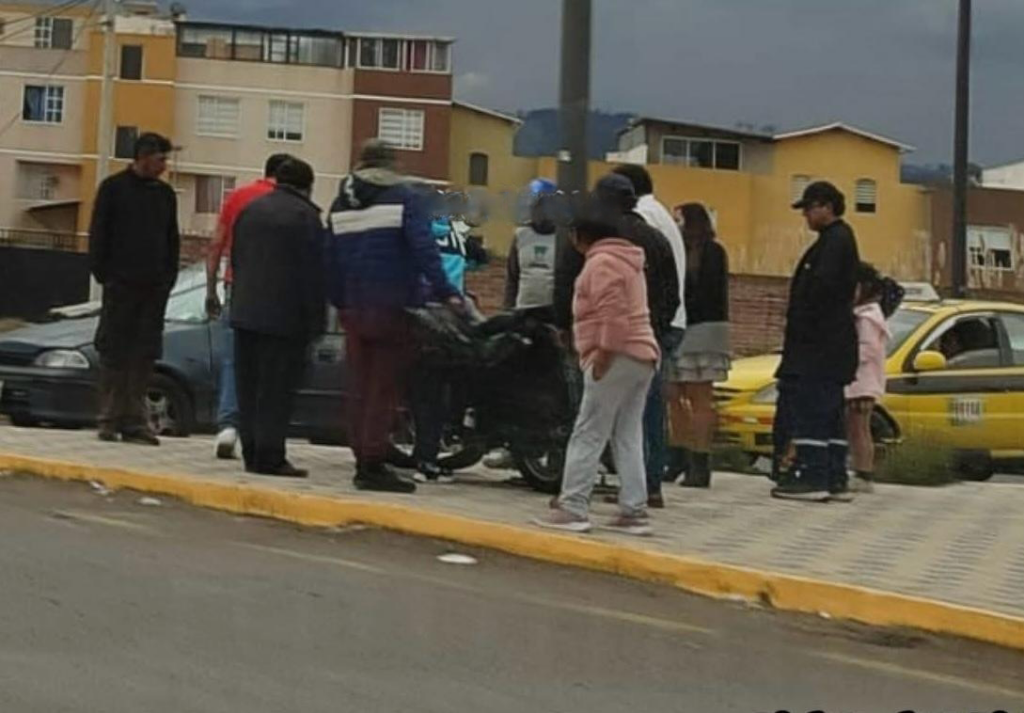Accidente de tránsito en el redondel de la avenida la República