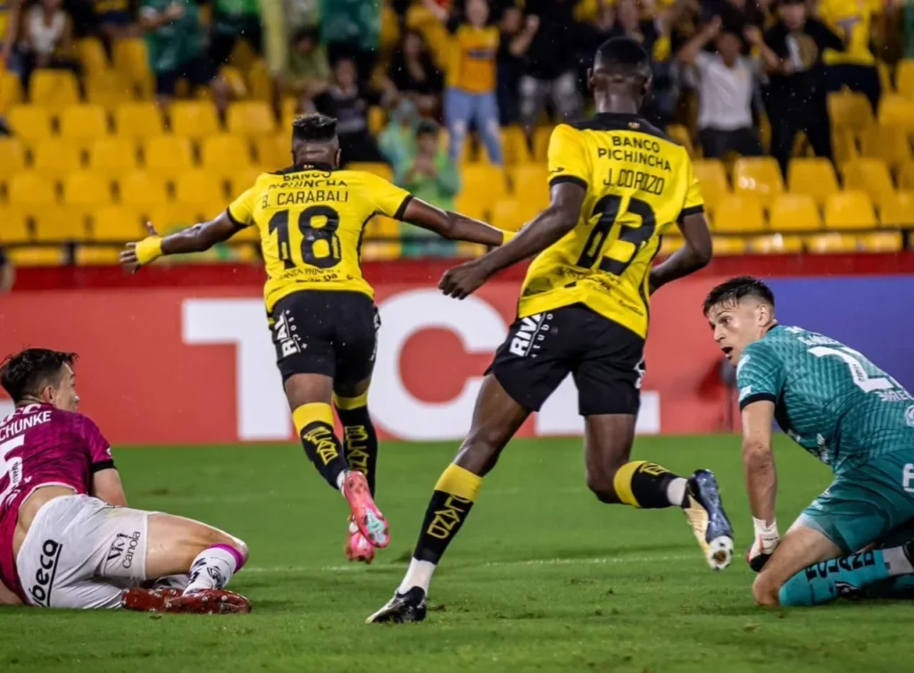 Barcelona ganó a Independiente del Valle por Copa Libertadores.