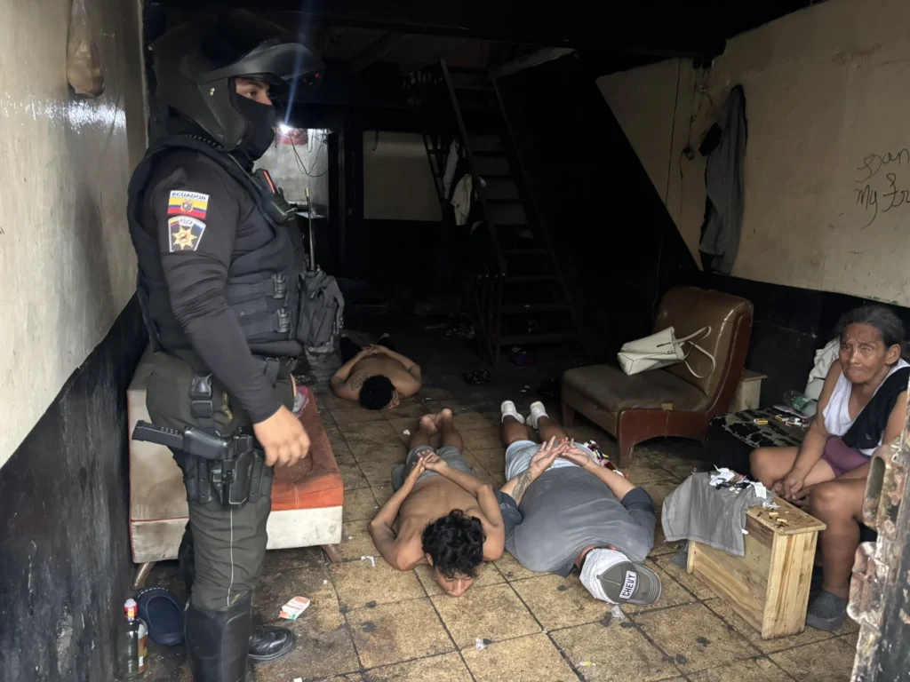 Erik Prince de Blackwater en operativo capturó a extorsionadores