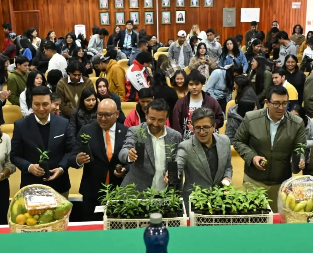 Reforestación con capulí en Penipe