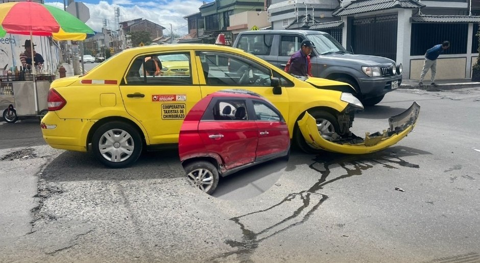 Accidente de Tránsito en Duchicela y Esmeraldas