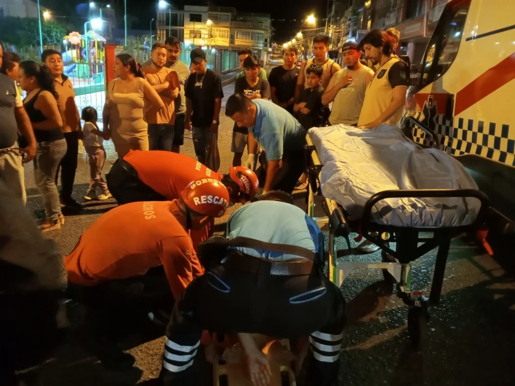Accidente en Echeandía involucra a niña y sus padres