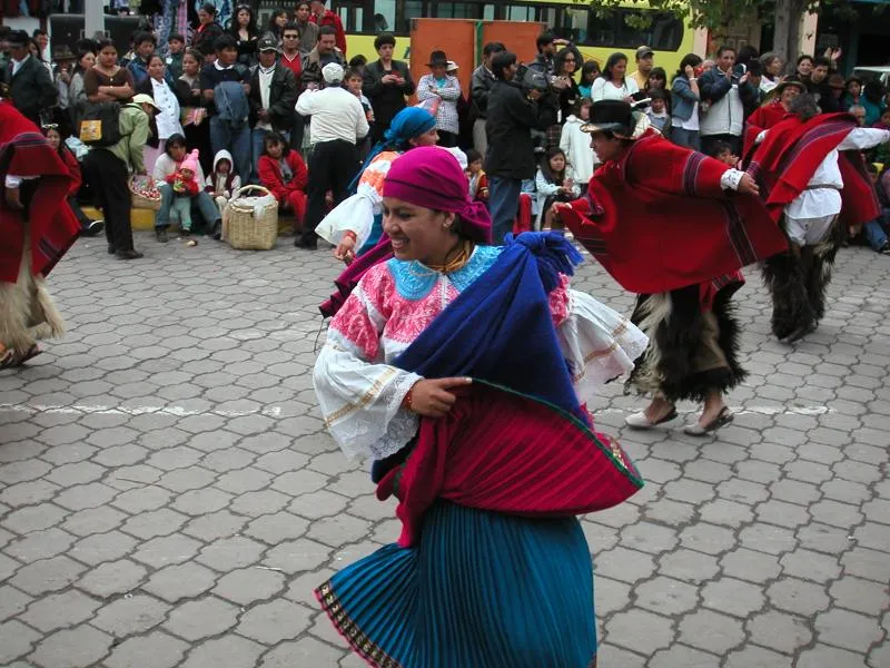 Alausí celebra las Fiestas de San Pedro 2025 con arte, tradición