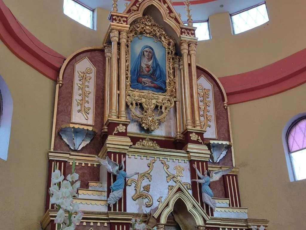 Atahualpa festeja a la Virgen la Dolorosa.