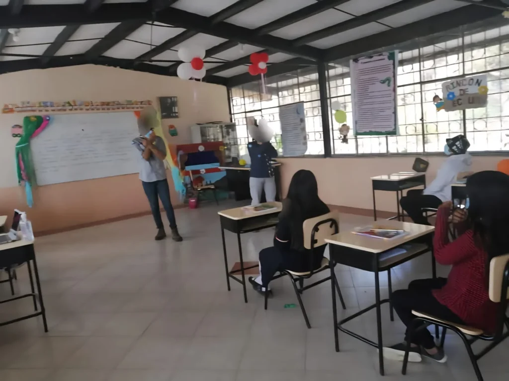 La UE 'Benito Juárez' desarrolla una importante labor en favor de la niñez y adolescencia de las parroquias Punín y San Luis
