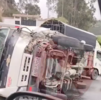 Accidente de tránsito vía a Chambo