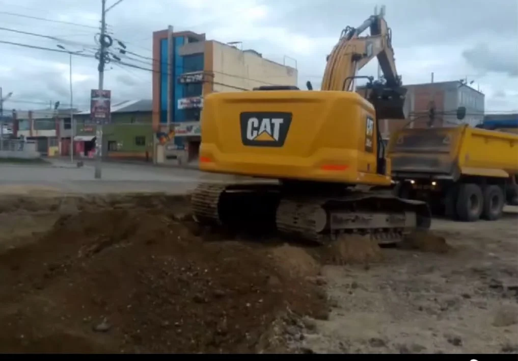 Cierre en la Av. Atahualpa por trabajos de recapeo.