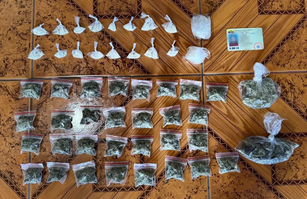 Policía Nacional decomisó droga en Riobamba
