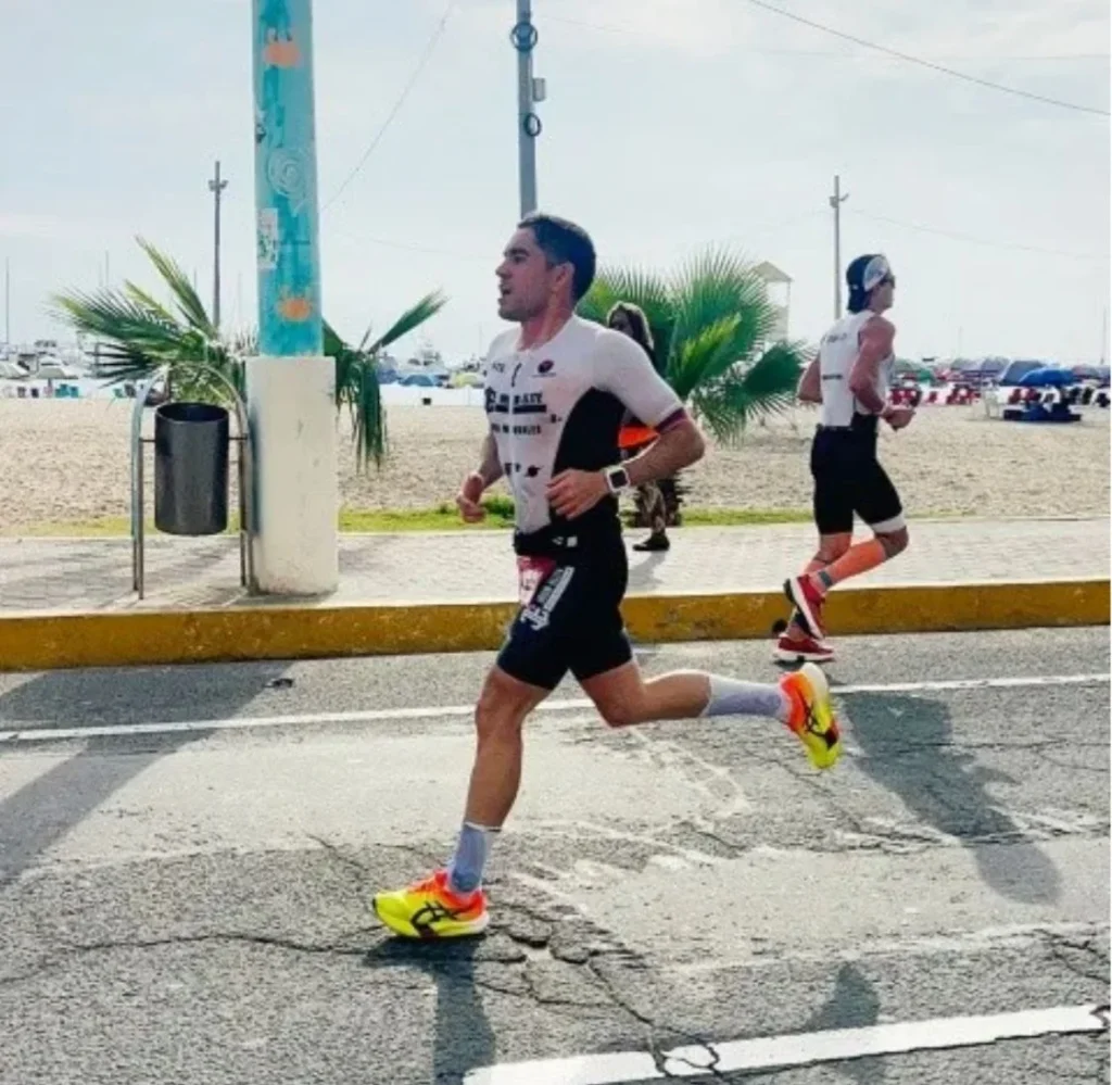 Daniel Morales campeón del Ironman Ecuador.