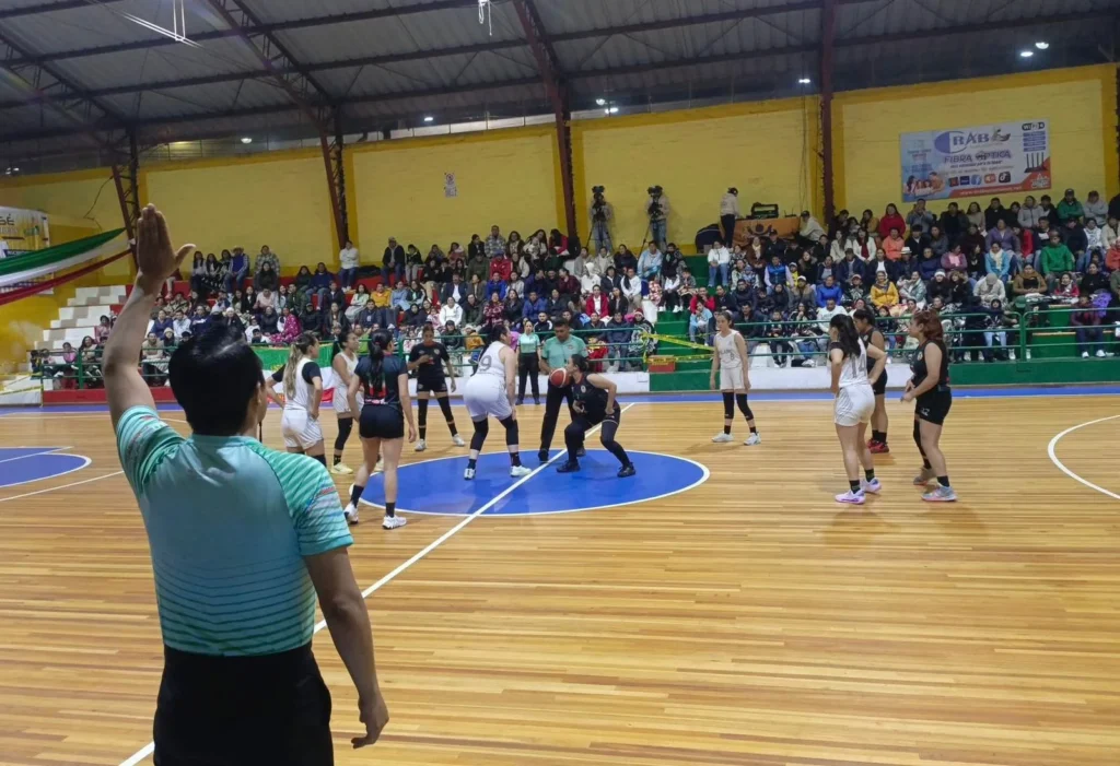 Definición del intercantonal de baloncesto femenino.