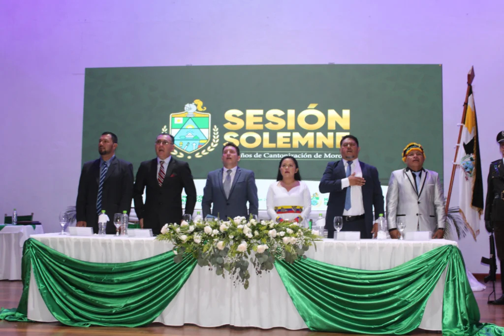 Desfile cívico y Sesión Solemne por cantonización de Morona