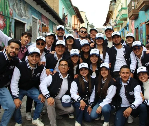 Exalumnos del Verbo Divino festejaron 67 años
