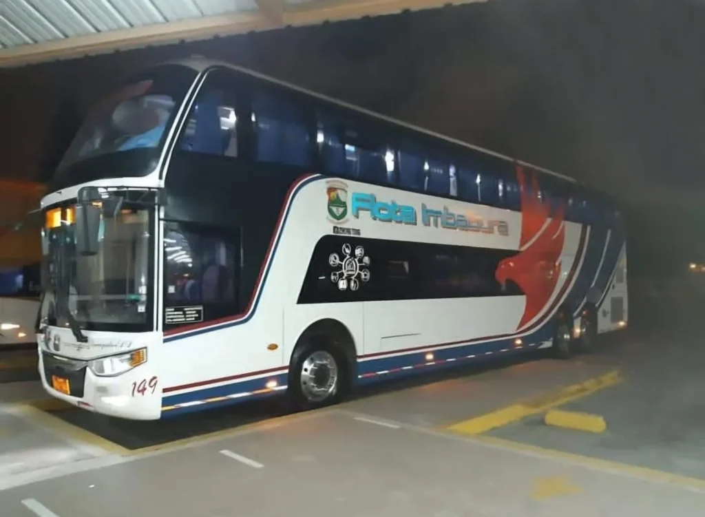 Joven de 15 años cometió abuso sexual a mujer en un bus de la Cooperativa Flota Imbabura
