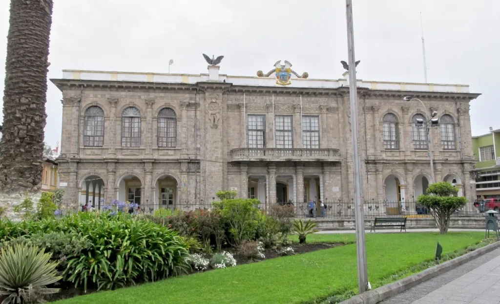 GADM Latacunga espera recuperar garantías y adjudicar obras