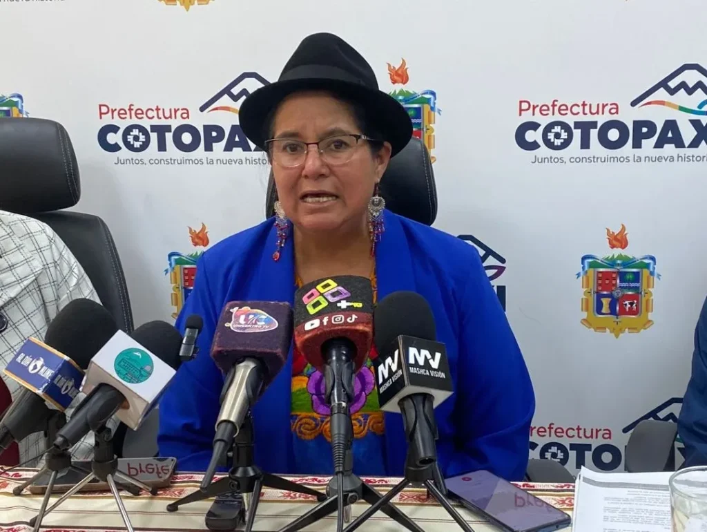Lourdes Tibán incluye establecer alianzas estratégicas con la empresa privada.
