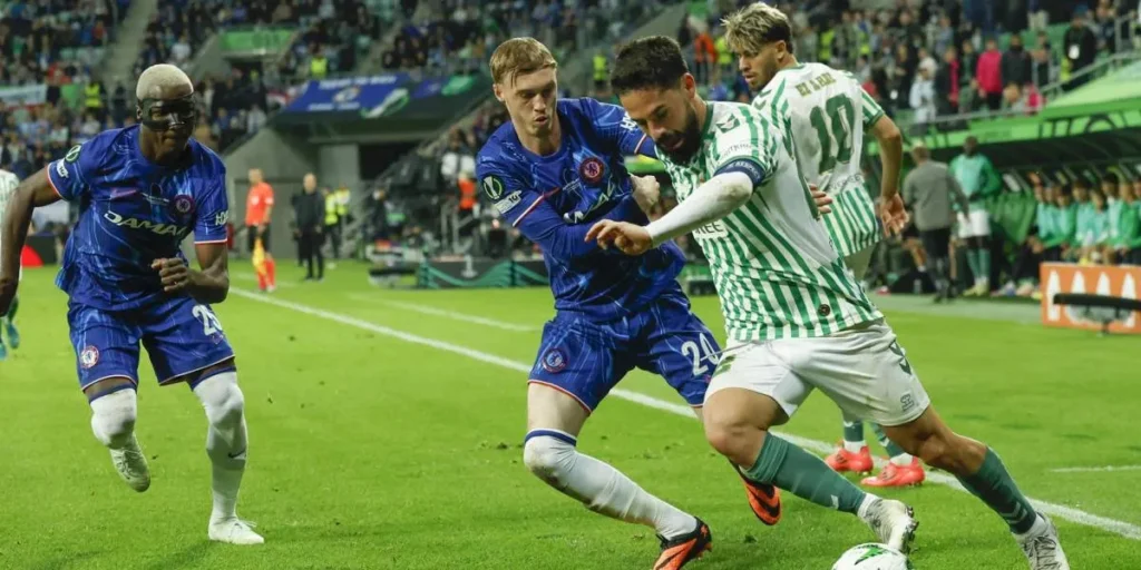 Moisés Caicedo campeón con el Chelsea de la Conference League