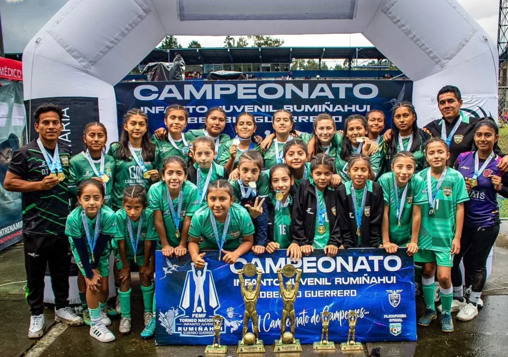 Morona celebra gran victoria en fútbol femenino