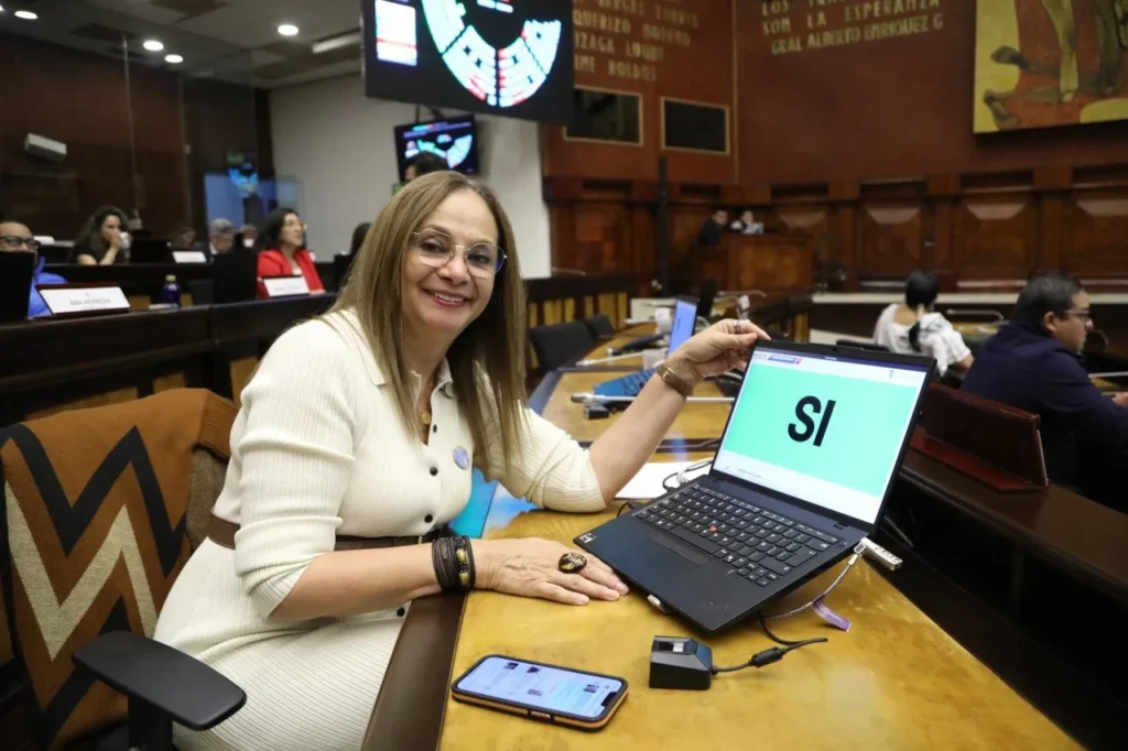 Pierina Correa se despidió de Asamblea tras fracaso del COPINNA
