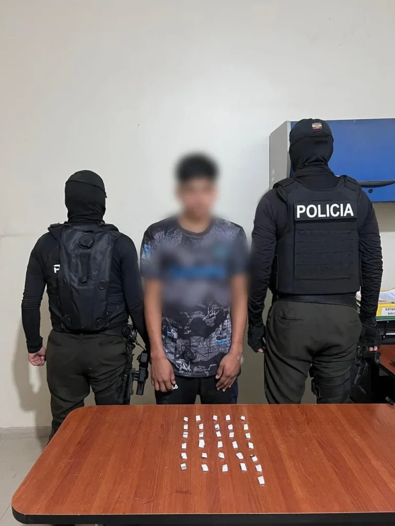 Policía Nacional decomisa droga en operativo en Caluma