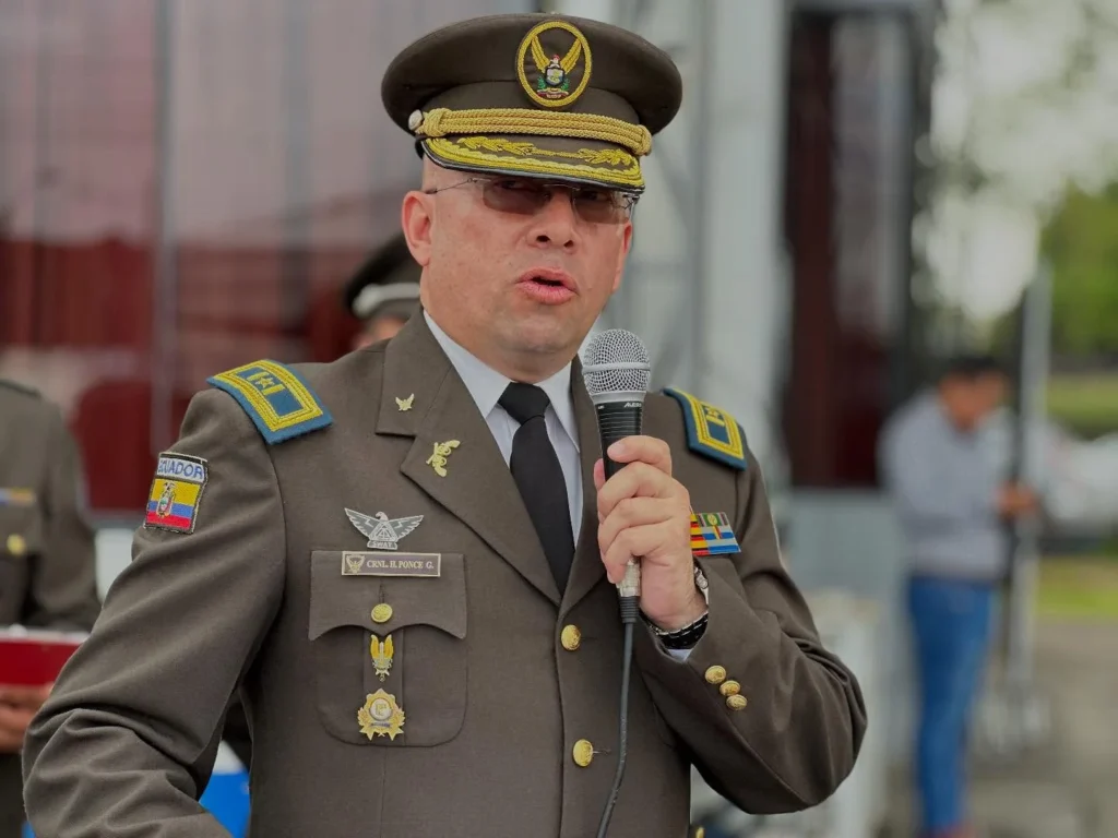 Policía Nacional realizó ceremonia por la llegada del coronel Ponce