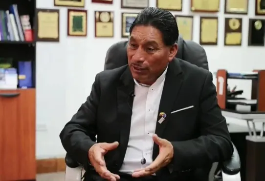 Prefecto de Chimborazo debe defenderse en TCE por proselitismo