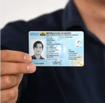 Registro Civil extiende su jornada de cedulación en Ecuador
