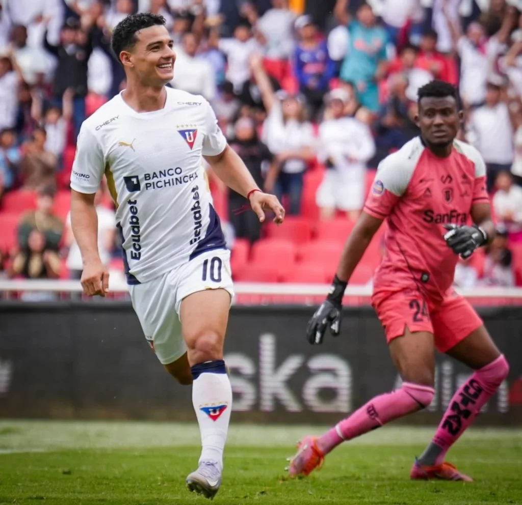 Técnico Universitario volvió a perder de visita frente a Liga de Quito.