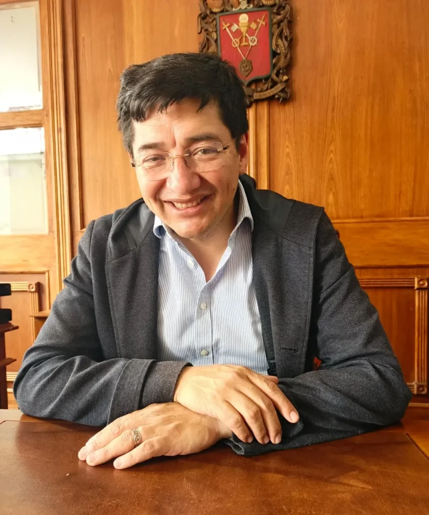 John Vinueza, alcalde de Riobamba.