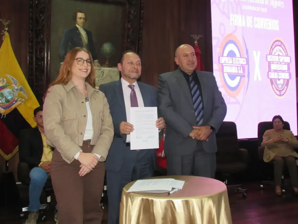 EERSA e Instituto Superior Carlos Cisneros suscriben convenio
