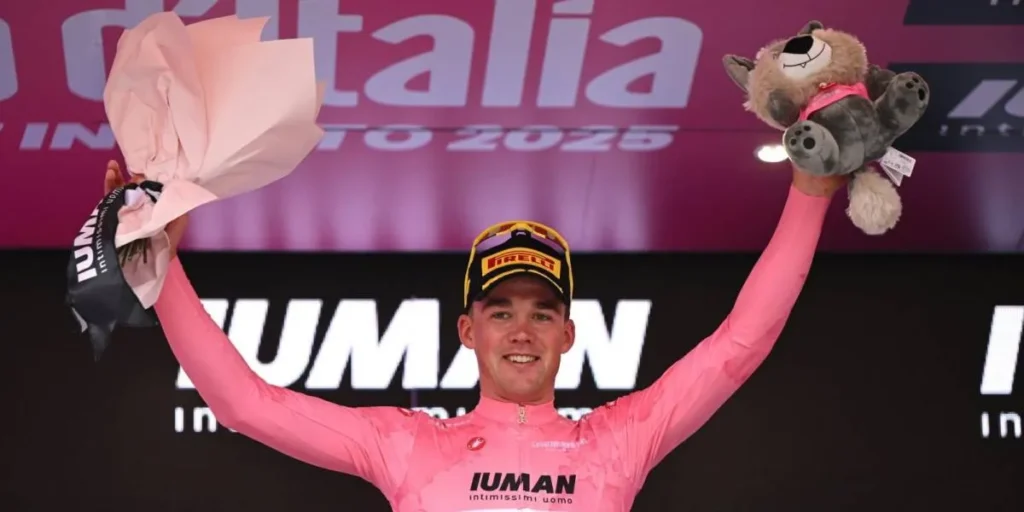 Giro de Italia 2025: Padersen ganó, Carapaz remató de forma ideal