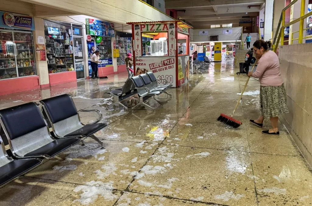 Mejoras en terminal terrestre Latacunga siguen inconclusas.