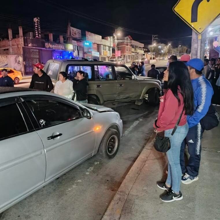 Accidente en el Complejo la Panadería en las calles 21 de abril y Edelberto Bonilla