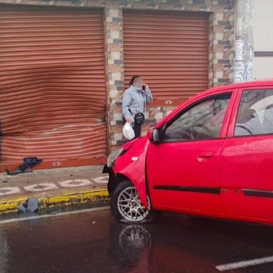 accidente de tránsito en las calles García Moreno y Junín.