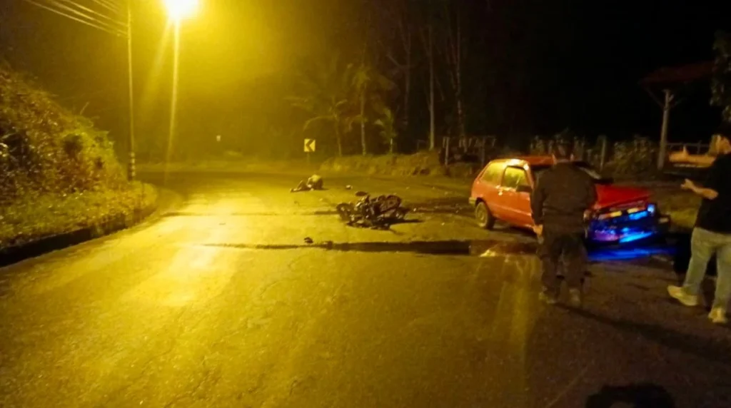 Accidente de tránsito en Méndez deja 3 heridos