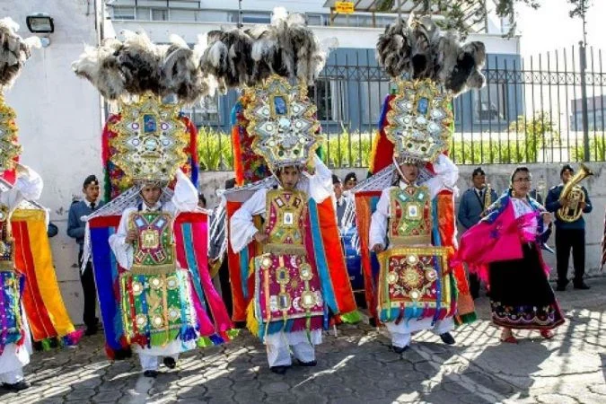 Ambato Corpus Christi en la parroquia Martínez.