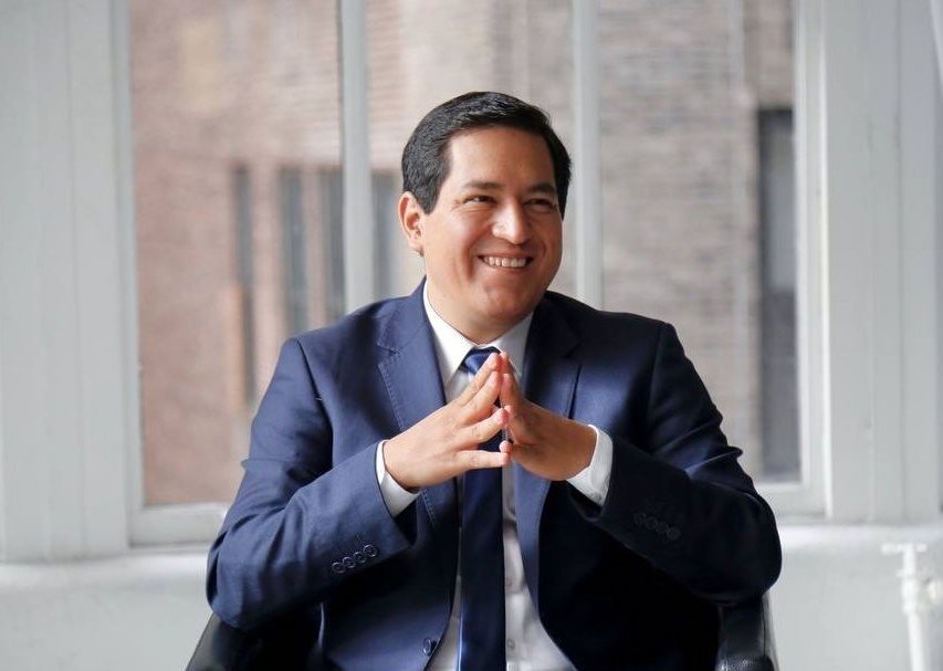 Andrés Araúz llegó a Ecuador para presentarse por Caso Ligados