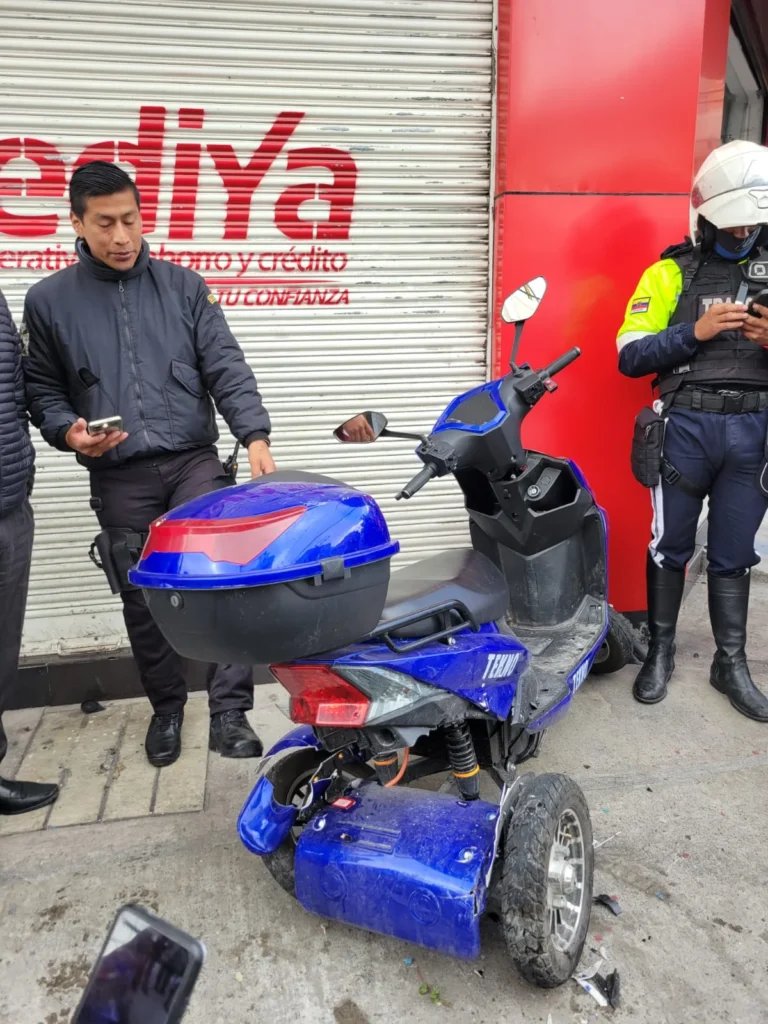 El agente de seguridad Alex Mita no solo que presenció el accidente, sino que fue afectado, pues, su moto estuvo involucrada