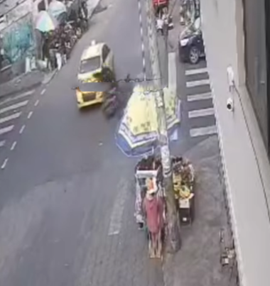 Accidente de tránsito en las calles Eugenio Espejo y Chimborazo