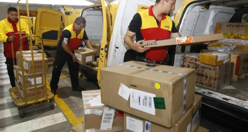 ¿Cómo enviar paquetes sin el arancel courier 4x4 a Ecuador?