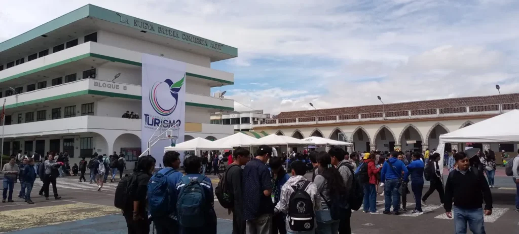 Agenda de actividades ESPE Latacunga por 41 años de vida