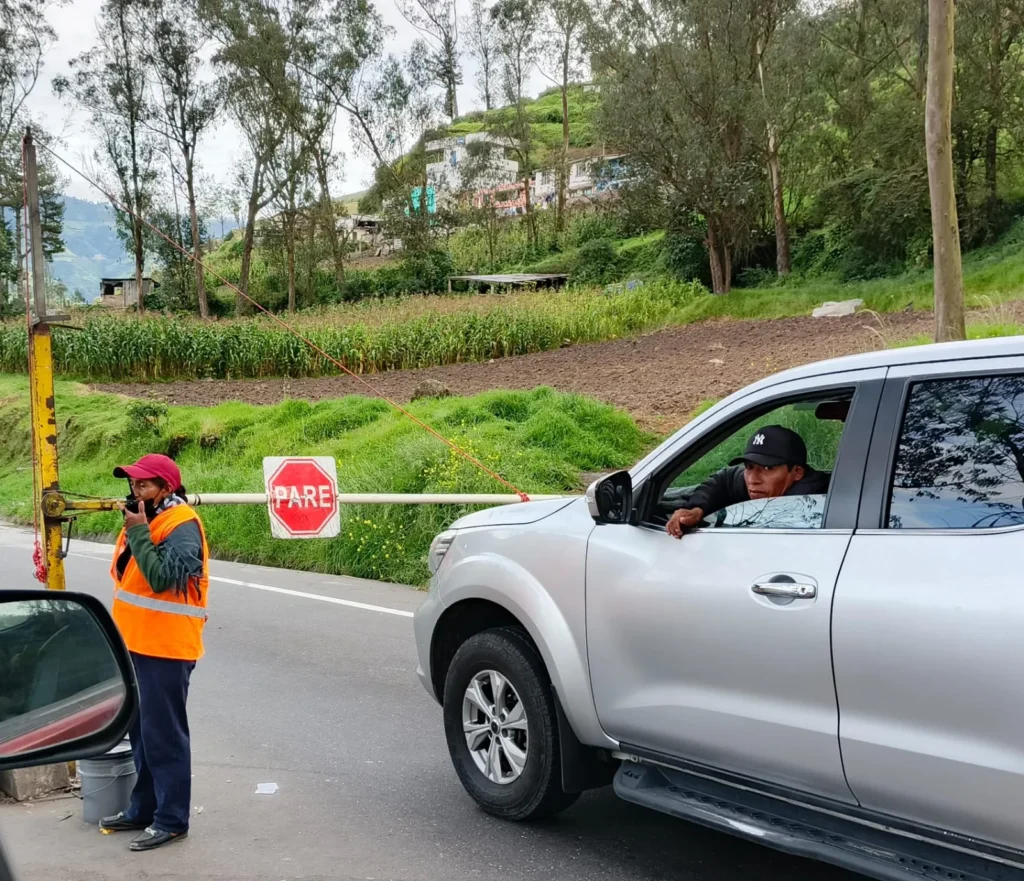 Precios del ‘peaje humano’ de Alausí que operará en las fiestas