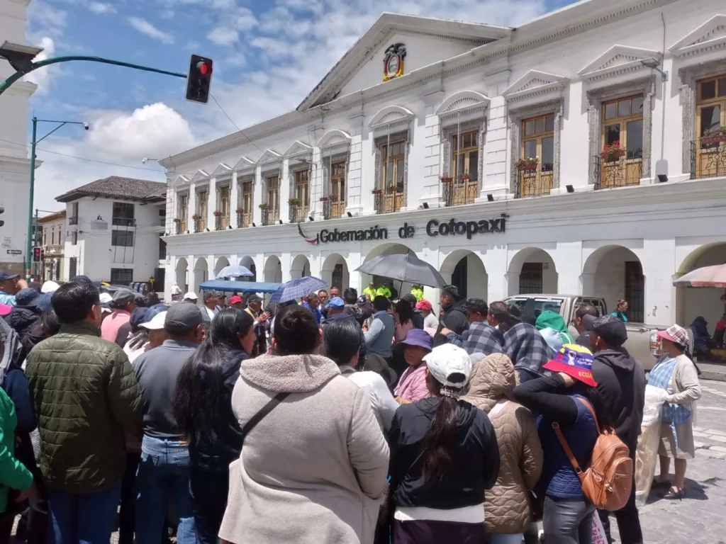 Gobernador de Cotopaxi a la espera de ratificación