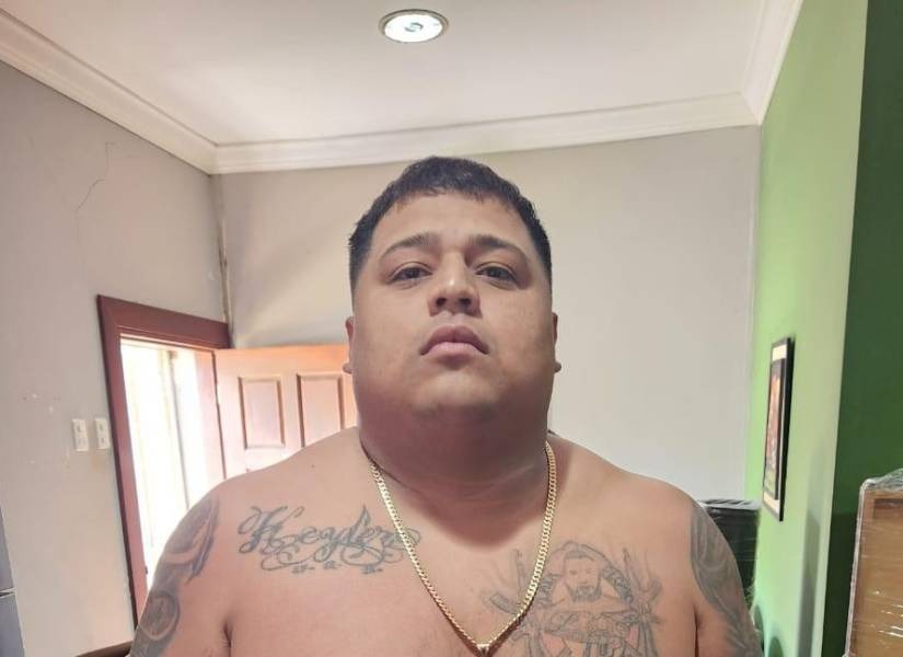 Matan a tiros Alias 'Comandante R.' en su casa en Milagro