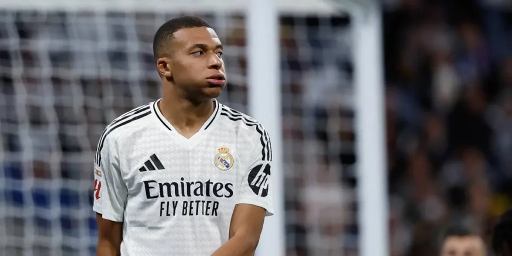 Kylian Mbappé es hospitalizado por gastroenteritis aguda