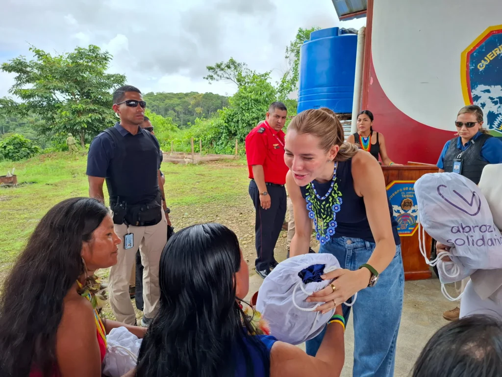Lavinia Valvonesi visitó Taisha tras emergencia sanitaria